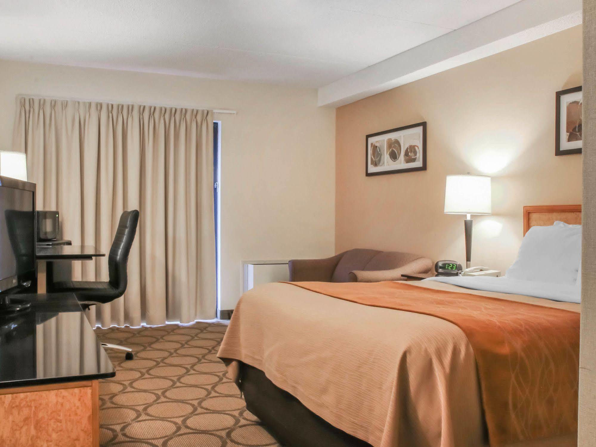 וויניפג Comfort Inn Airport מראה חיצוני תמונה